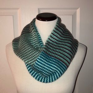 Pistil Accessories - NWOT $38 Pistil Mitzi infinity scarf Pistil Accessories - NWOT $38 Pistil Mitzi infinity scarf